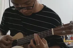 尤克里里与吉他区别真的大吗？照搬吉他指法，大家觉得效果如何？