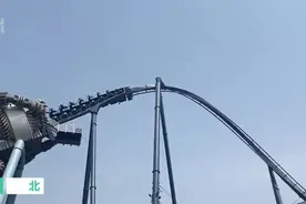环球影城霸天虎过山车恢复运营
