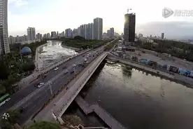 航拍镜头里的大美库尔勒，画面惊艳全国！太震撼了！视频封面