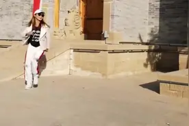姐姐跳广外舞好美，这个扭胯的动作太有味道视频封面