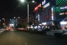 江西九江：一个46多万人口的美丽县城,夜景如此漂亮,你知道是哪吗视频封面