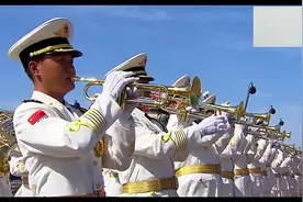 抗战 解放军千人合唱团演唱抗战歌曲《强军战歌》