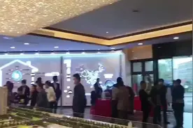 恒大翡翠华庭
 户型 ：86-112三房！
123方四房！带装修
总价：150万起#幸福里精装修好房推荐 图片