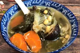 简单易学的广东靓汤——菜干黄豆猪骨汤，清热润肺，汤水清甜好喝视频封面