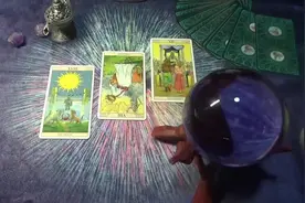 预见塔罗：代替对方选张牌，测分手后前任会等你回头吗？极其准！