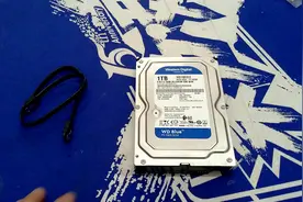 电脑新加机械硬盘怎么安装使用？新加机械硬盘详细的安装步骤讲解