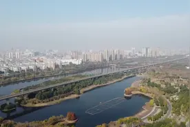 航拍孝感市最美城际空间站（槐荫公园），城铁站和公园完美融合视频封面