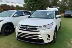 小哥提2019款美规汉兰达,V6配四驱仅售25万,后排空间真是大视频封面