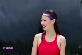 维密超模集齐三亚拍摄泳装照视频封面