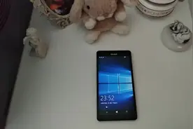 Lumia 950/XL 安装Windows系统 是电脑版系统哟视频封面