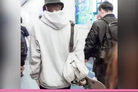 王一博的包洗干净了视频封面