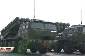 揭秘陆上作战模块 155毫米车载加榴炮全新升级换代视频封面
