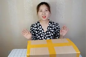 可以煲汤，煮粥，生吃的莲蓬，嗯~清甜视频封面