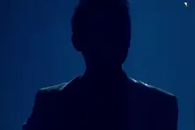 梁博《出现又离开》现场版！带上耳机慢慢欣赏，别哭！