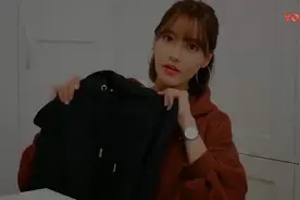 复古休闲款裤子分享，浅蓝色牛仔裤和土色宽裤，提升整体的质感视频封面