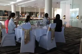周杰伦第一次去昆凌家，姐姐妹夫竟是其粉丝，现场唱歌视频封面