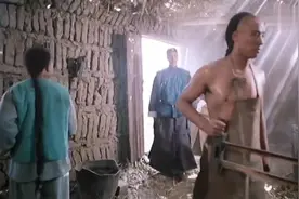 大刀王五：谭嗣同找铁匠买刀，重69斤刀背厚刀锋薄，铁匠秒懂！视频封面