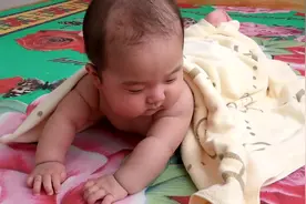 我要睡觉了，太困了我都睁不开眼睛了视频封面