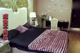 女子一回家倒头就睡，没想到一大早醒来照了镜子吓了一大跳视频封面