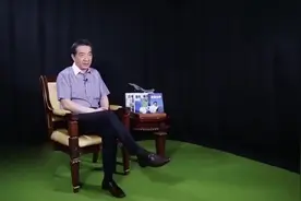 潜艇上不让抽烟，连放屁都不能，局座现场揭秘，原由让人大跌眼镜视频封面