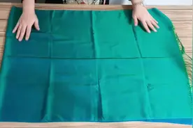 拿家里的旧丝巾，简单改两下，秒变时尚衣服！