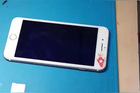 苹果7P开关键按不动，拆下修修继续用视频封面