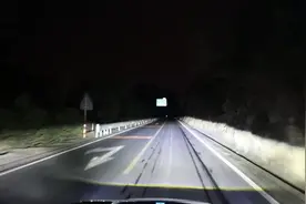 林肯冒险家-自适应ADB大灯上路测试