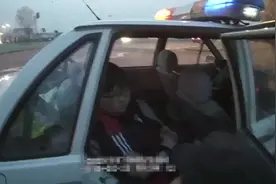 洛阳小学生考试没过95分被扔路上，妈妈：就算坐牢也不要视频封面