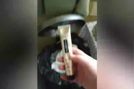 欧莱雅停用“美白”宣传语 法国网民愤怒抵制纷纷扔掉其产品视频封面