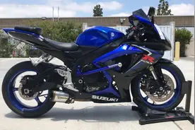 铃木GSX-R600改装炸街排气实拍，细节展示中量级赛道神器视频封面