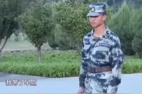 杨幂忽悠教官和沈梦辰喝北京豆汁，没想到反应如此大！视频封面