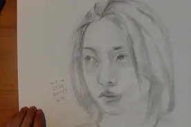 画一枚长的臭臭的女生视频封面