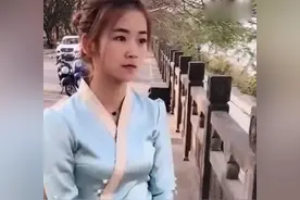 缅甸老板娘，小伙夸老板娘穿的漂亮，看看小姐姐怎么回击视频封面