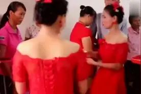 广西梧州蒙山农村双胞胎姐姐出嫁了，这礼服也太漂亮了！