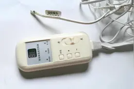 小伙拆解电热毯控制器分析原理，无意间透露什么大竹特产的做法？视频封面