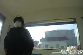 陈冬平-盐城：我是党员  50年党龄的退伍老兵捐出万元养老钱视频封面