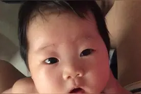 新生儿就喜欢抱着。放下就哭闹怎么办