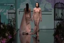 外国美女霸气走秀，奢华浪漫的设计，惊艳全场视频封面