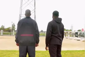 当动漫里的反派发现主角是个小孩时