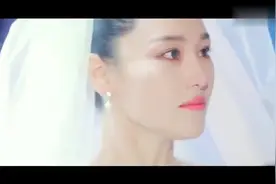 张馨予又被拍挺大肚何捷陪护逛婴儿店，网友：现实版厉致诚视频封面