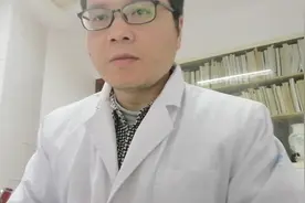 口腔溃疡有4体征和3特点，原来可以不治疗，教你4点预防措施！