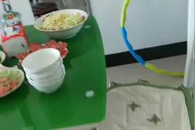 每年过年都要去师傅家吃饭，今年晚了点但也不能例外视频封面