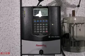 变频的加速度和减速度如何进行控制，要设置哪些参数需要设置呢视频封面