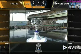 S8总决赛IGvsFNC第一局全场回顾 IG发挥神勇 报的之前小组赛之仇视频封面