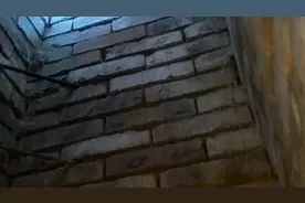 农村地窖没什么可储存的，居住是否可行？视频封面