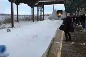 中国最难熬的火车：跨域8个省，50多个小时车程！想挑战一下吗？视频封面