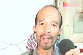 网红农民大爷开唱《李兰妈妈》，一开口感觉世界都变了