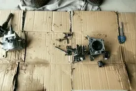 三轮摩托125倒档器和110倒档器有什么区别和可以通用互换的部件视频封面