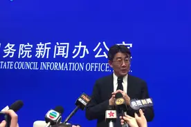 中国疾控中心主任高福: 人类和病毒的关系就像猫鼠游戏视频封面