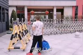 确定了，杭州幼儿园5月22号开学，君君今天把晒好的被子送到学校视频封面